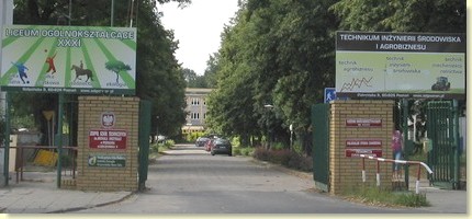 Szko�a